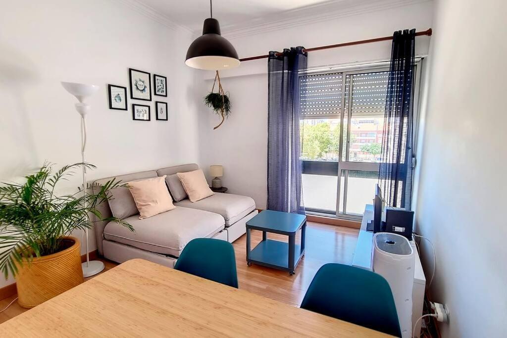 Cozy One Bedroom Apartment Lisboa Dış mekan fotoğraf