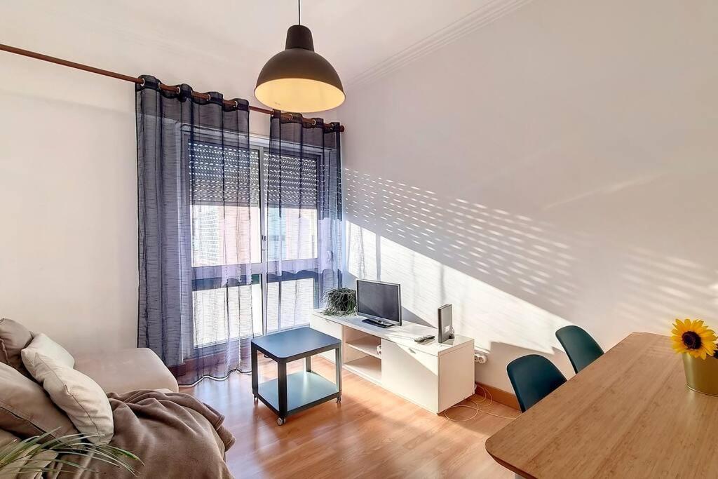 Cozy One Bedroom Apartment Lisboa Dış mekan fotoğraf